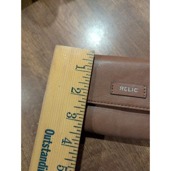 Relic Vintage Brown Leather Trifold Ladies Wallet Logo PLEASE READ - Picture 8 of 9